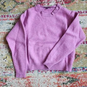 Uniqlo Short Lilac Sweater